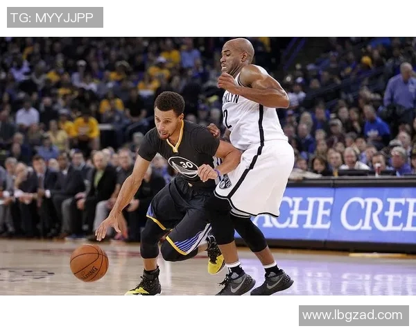 勇士与篮网激战正酣NBA直播精彩瞬间不容错过