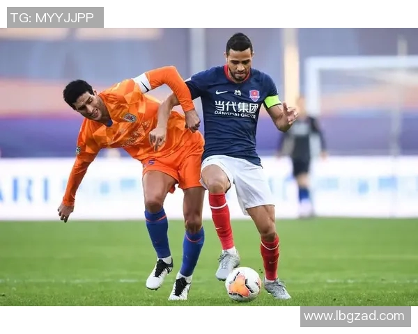 山东鲁能对阵重庆当代精彩直播全程回顾与赛后分析