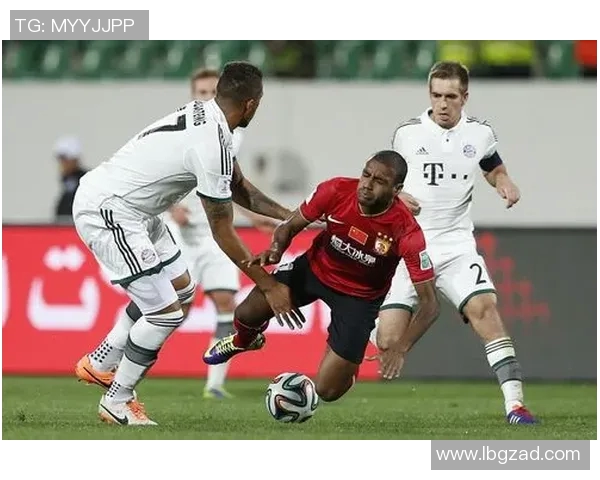 恒大对阵拜仁孔卡的精彩对决回顾与分析