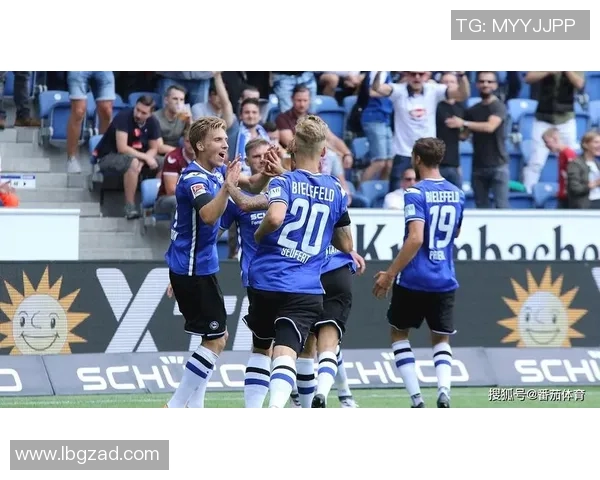 比勒菲尔德对阵多特蒙德精彩直播全程回顾与赛后分析 比勒菲尔德对阵多特蒙德精彩直播全程回顾与赛后分析