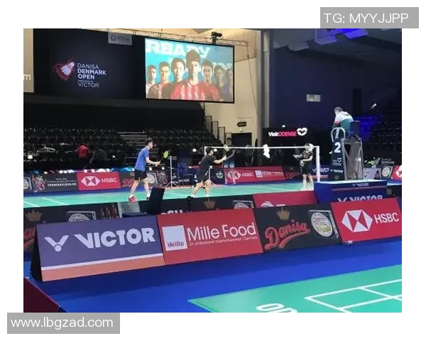 重庆羽毛球队技术探讨与训练方法分享聚焦羽毛球发展新趋势 重庆羽毛球队技术探讨与训练方法分享聚焦羽毛球发展新趋势