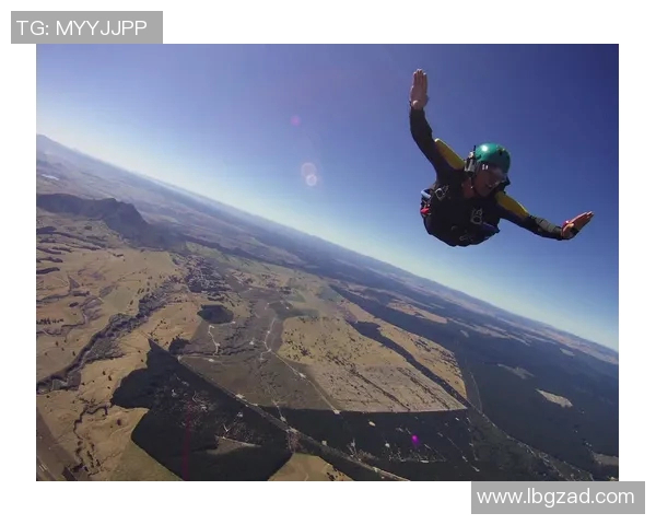 重庆攀岩队的节奏之旅：挑战极限与激情的完美结合